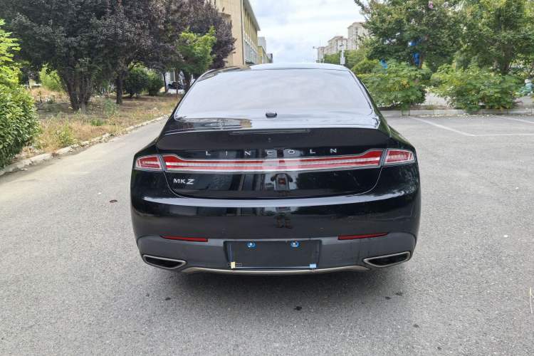 Used Lincoln MKZ 2018 2.0T Premium Edition Exterior 4