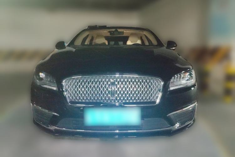 Used Lincoln MKZ 2018 2.0T Premium Edition Front