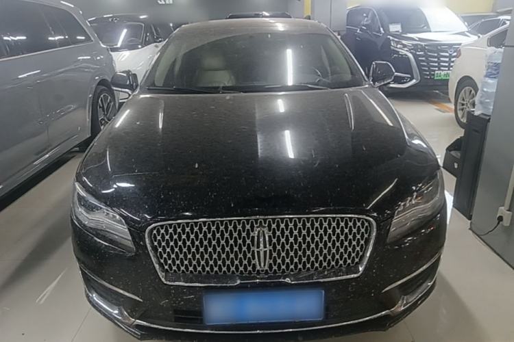Used Lincoln MKZ 2018 2.0T Premium Edition Front