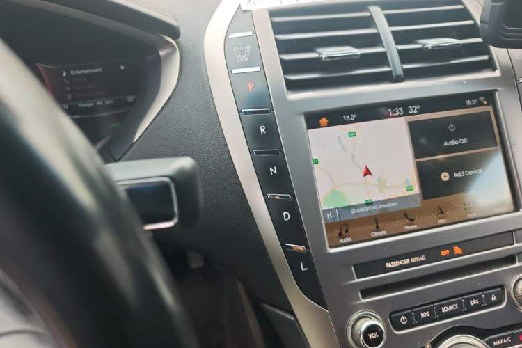 Used Lincoln MKZ 2018 2.0T Prestige Edition Gear Lever