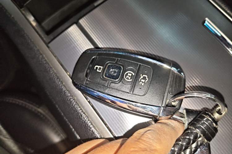 Used Lincoln MKZ 2018 2.0T Luxury Edition Interior 1