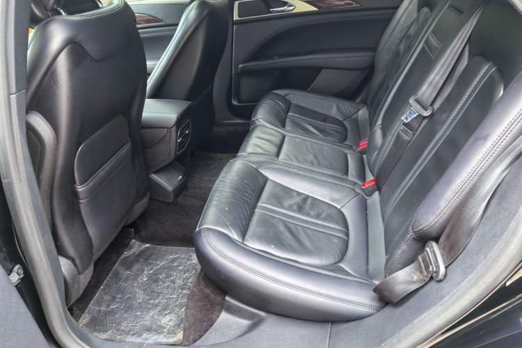 Used Lincoln MKZ 2018 2.0T Premium Edition Interior 7