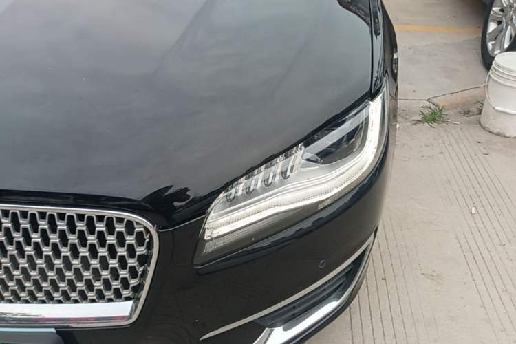 Used Lincoln MKZ 2018 2.0T Luxury Edition Left Front Headlight