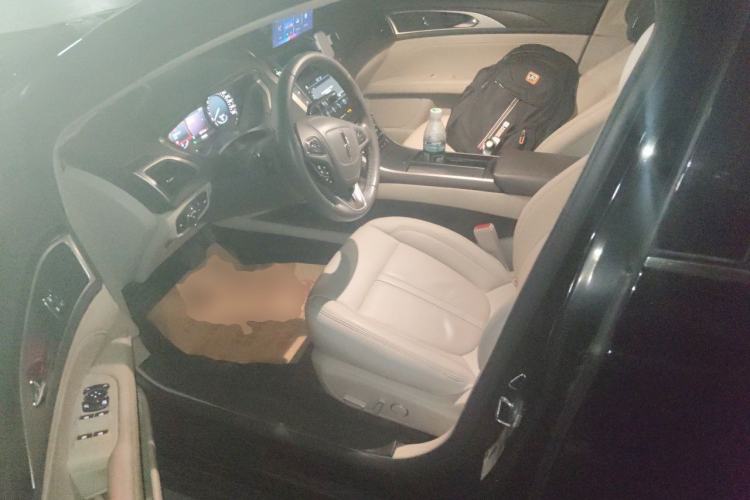 Used Lincoln MKZ 2018 2.0T Premium Edition Left Front Seat