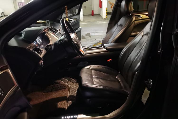 Used Lincoln MKZ 2018 2.0T Luxury Edition Left Front Seat