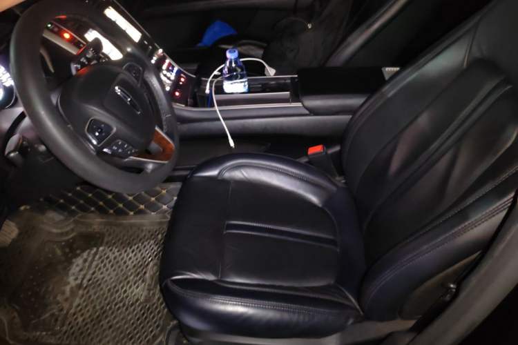 Used Lincoln MKZ 2018 2.0T Premium Edition Left Front Seat