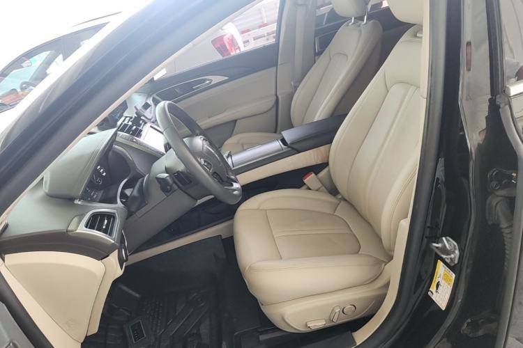 Used Lincoln MKZ 2018 2.0T Premium Edition Left Front Seat