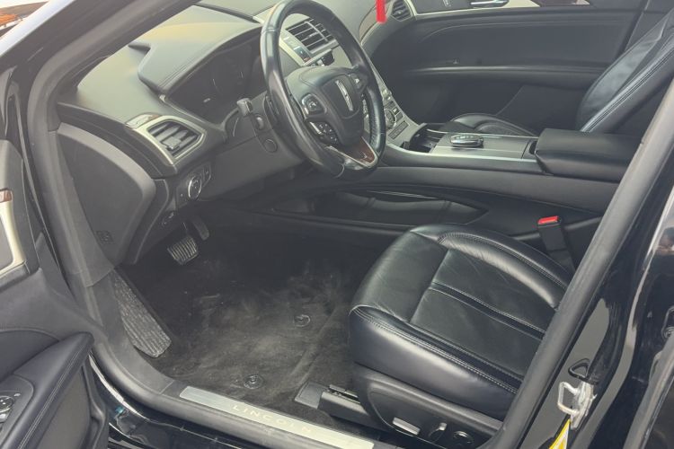 Used Lincoln MKZ 2018 2.0T Luxury Edition Left Front Seat