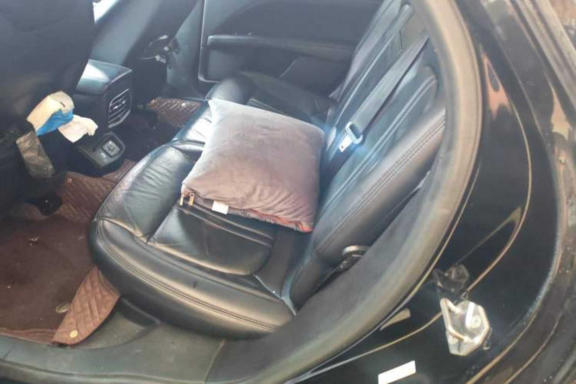 Used Lincoln MKZ 2018 2.0T Premium Edition Left Rear Seat