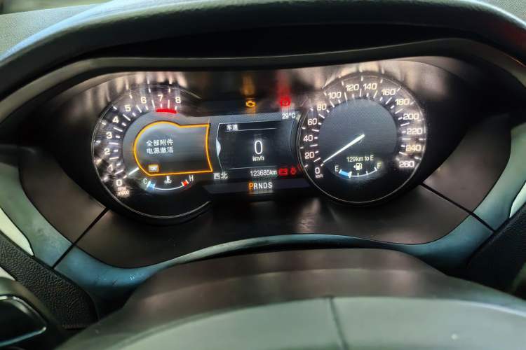 Used Lincoln MKZ 2018 2.0T Premium Edition Odometer Close Up