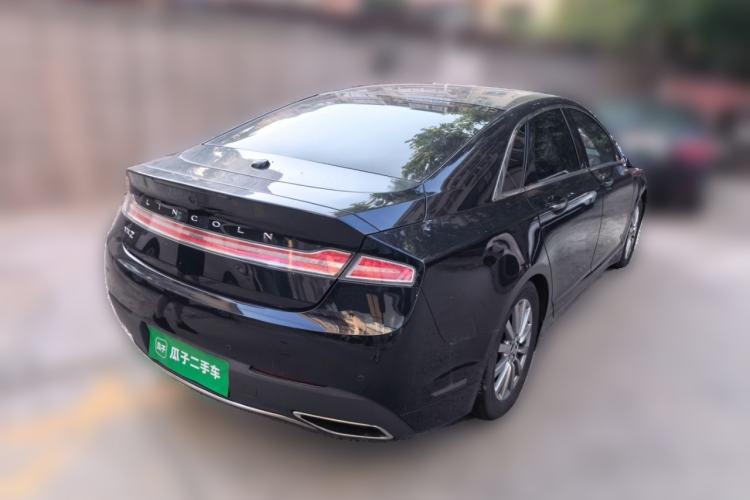 Used Lincoln MKZ 2018 2.0T Premium Edition Rear Right 45 Deg