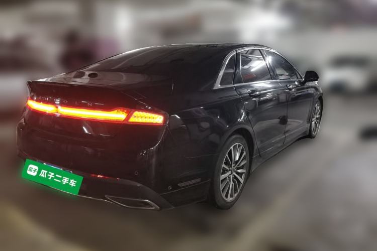 Used Lincoln MKZ 2018 2.0T Luxury Edition Rear Right 45 Deg