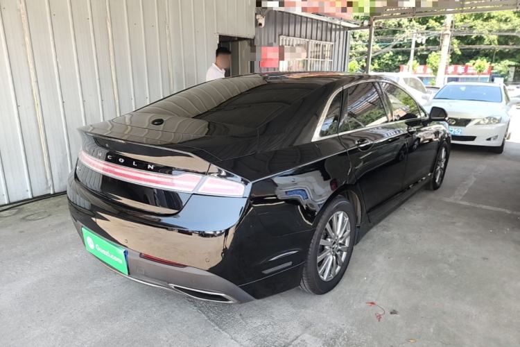 Used Lincoln MKZ 2018 2.0T Premium Edition Rear Right 45 Deg