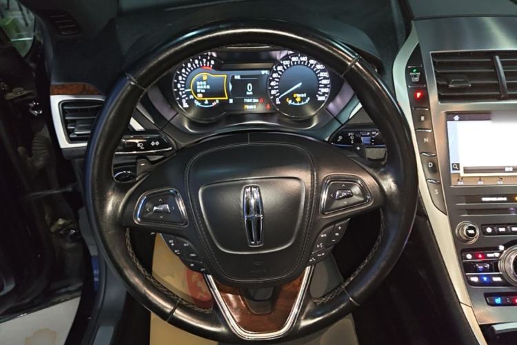 Used Lincoln MKZ 2018 2.0T Luxury Edition Steering Wheel