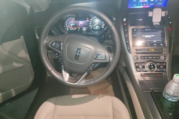 Used Lincoln MKZ 2018 2.0T Premium Edition Steering Wheel