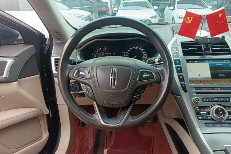 Used Lincoln MKZ 2018 2.0T Luxury Edition Steering Wheel
