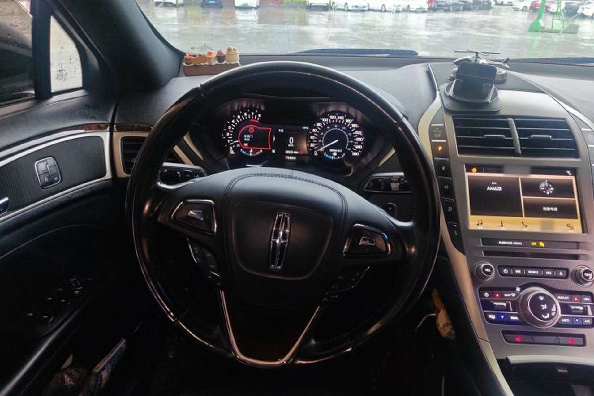 Used Lincoln MKZ 2018 2.0T Premium Edition Steering Wheel
