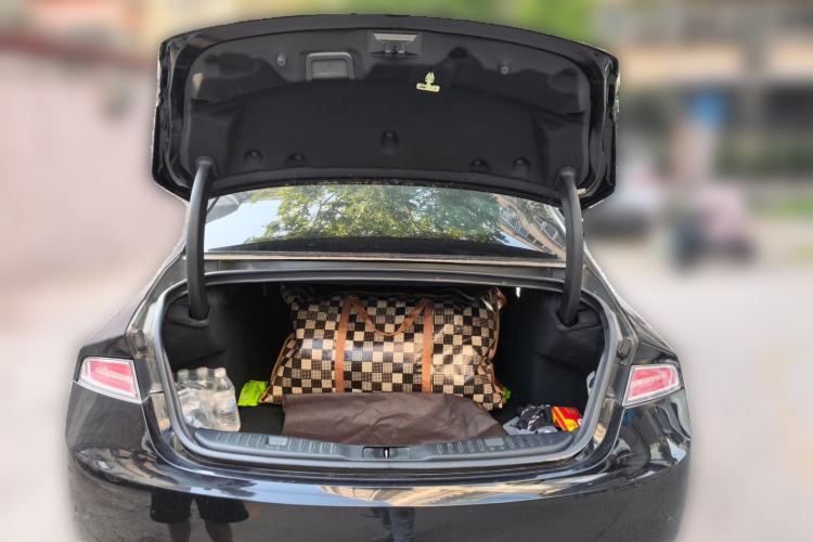 Used Lincoln MKZ 2018 2.0T Premium Edition Trunk