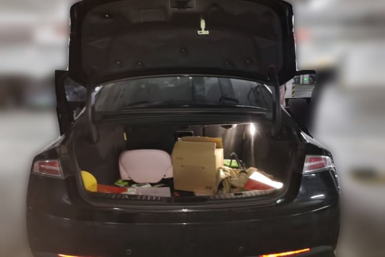 Used Lincoln MKZ 2018 2.0T Luxury Edition Trunk