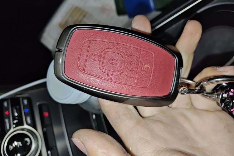 Used Lincoln MKZ 2018 2.0T Premium Edition Vehicle Key
