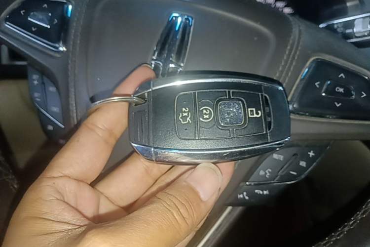 Used Lincoln MKZ 2018 2.0T Premium Edition Vehicle Key