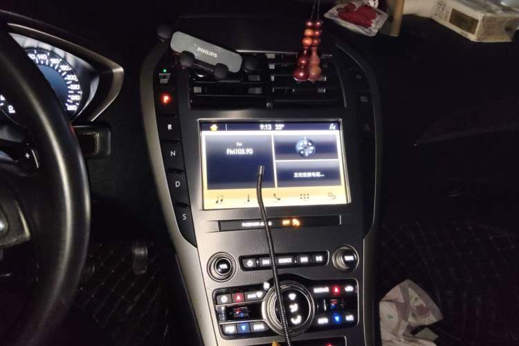 Used Lincoln MKZ 2018 2.0T Premium Edition Audio And AC Panel