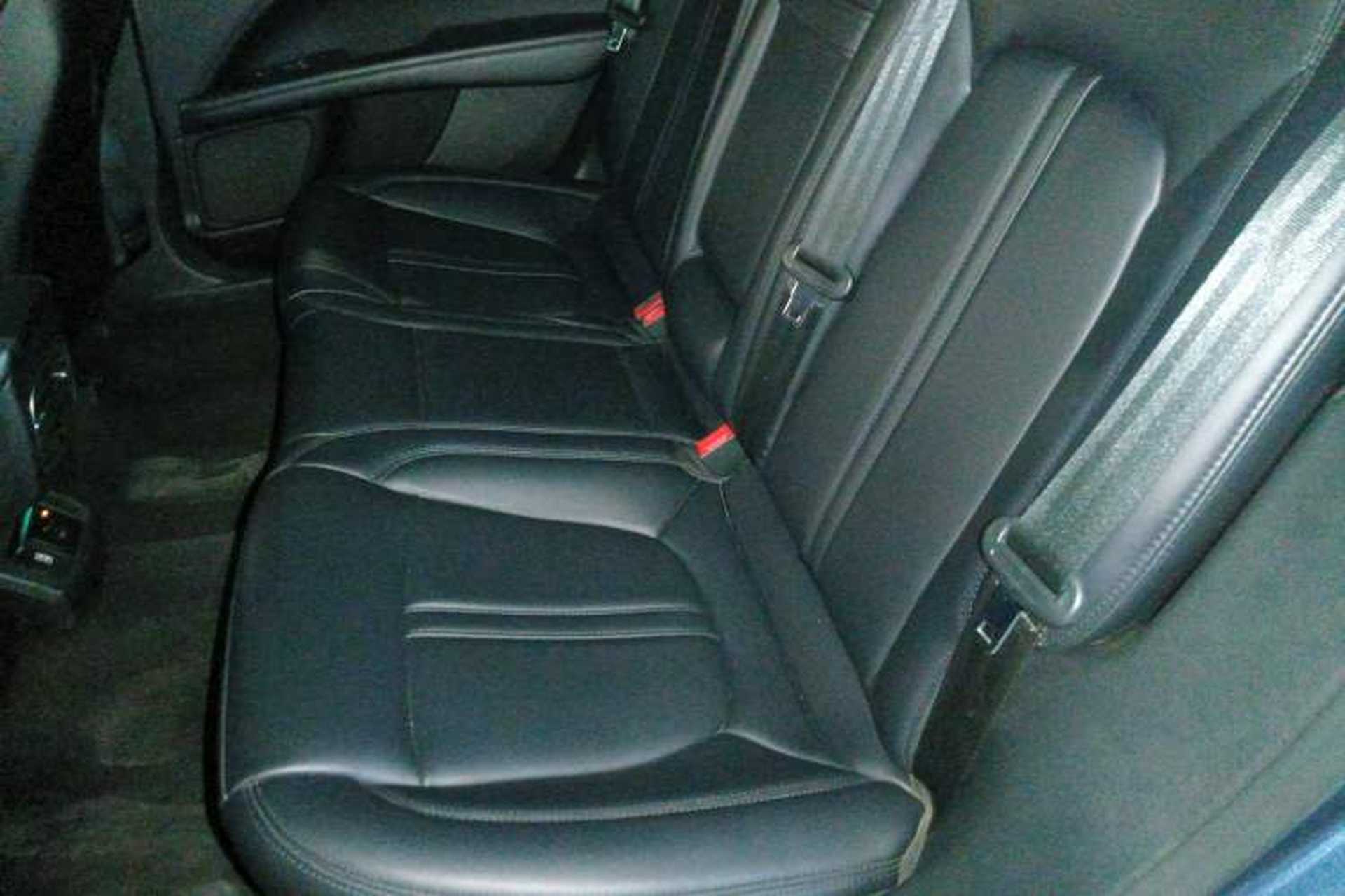 Used Lincoln MKZ 2018 2.0T Premium Edition Left Rear Seat