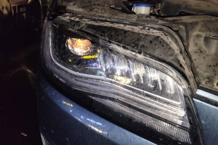 Used Lincoln MKZ 2018 2.0T Premium Edition Right Front Headlight