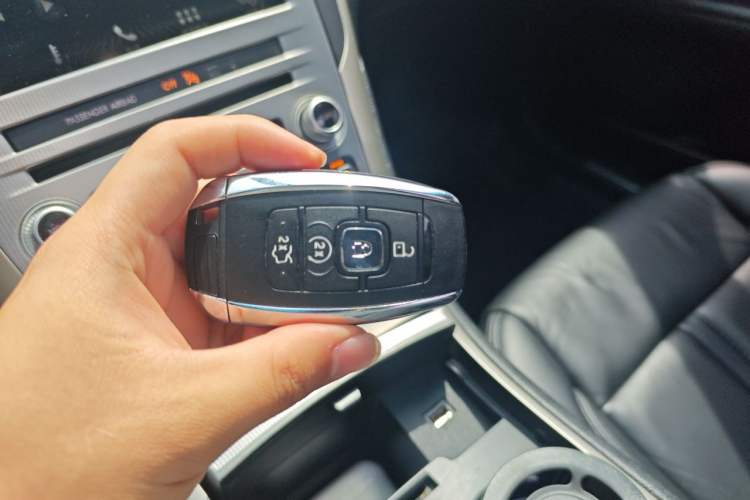Used Lincoln MKZ 2018 2.0T Premium Edition Vehicle Key
