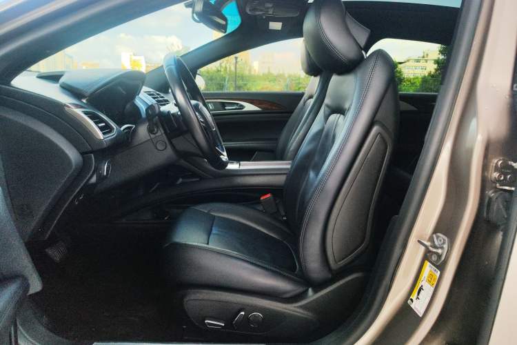 Used Lincoln MKZ 2018 2.0T Luxury Edition Left Front Seat