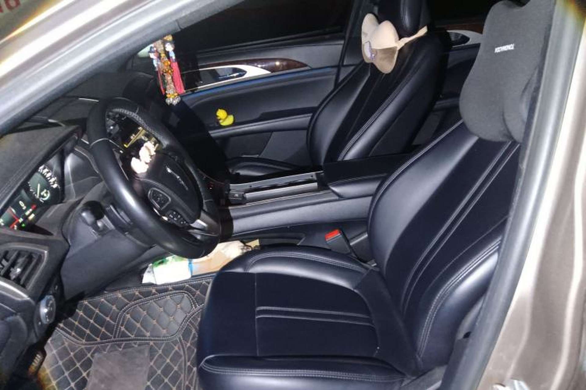 Used Lincoln MKZ 2018 2.0T Premium Edition Left Front Seat