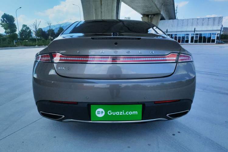 Used Lincoln MKZ 2018 2.0T Luxury Edition Rear