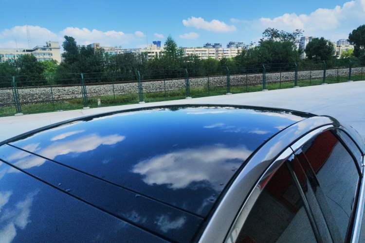 Used Lincoln MKZ 2018 2.0T Luxury Edition Roof