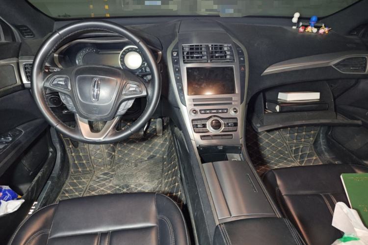 Used Lincoln MKZ 2018 2.0T Zunyue Edition Center Console