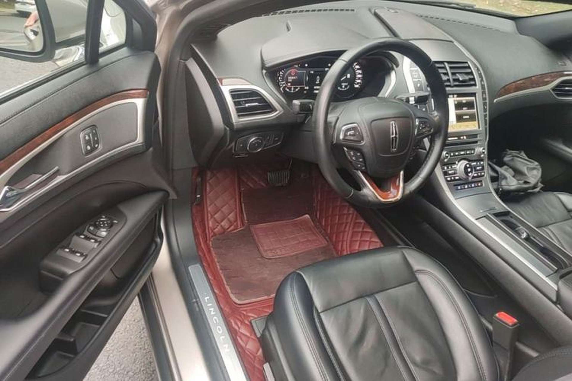 Used Lincoln MKZ 2018 2.0T Luxury Edition Driver Seat