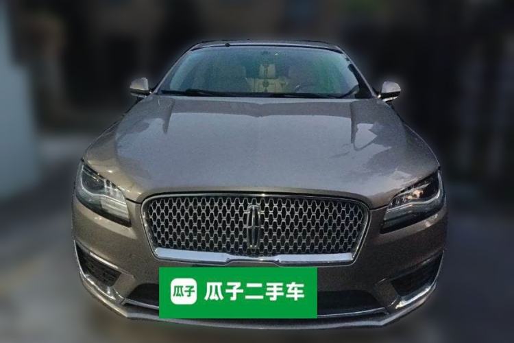 Used Lincoln MKZ 2018 2.0T Premium Edition Front
