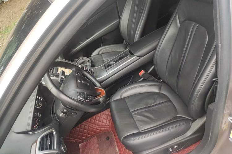 Used Lincoln MKZ 2018 2.0T Luxury Edition Left Front Seat