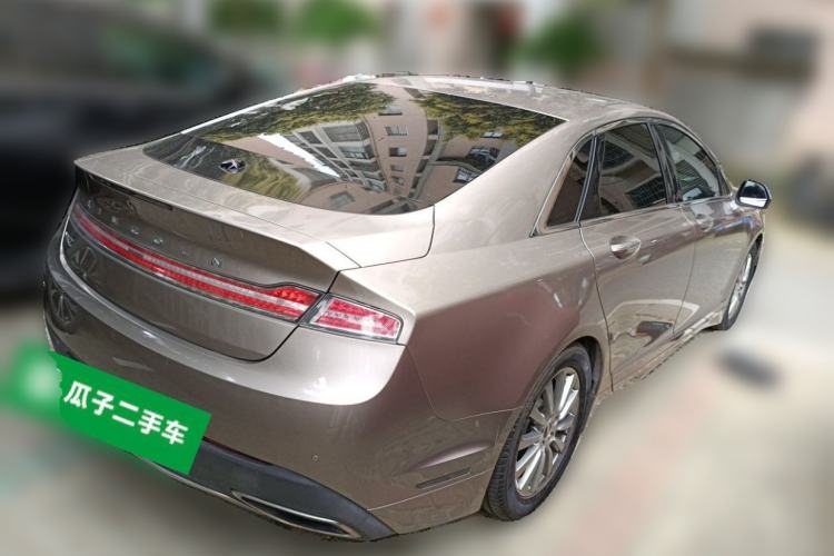 Used Lincoln MKZ 2018 2.0T Premium Edition Rear Right 45 Deg