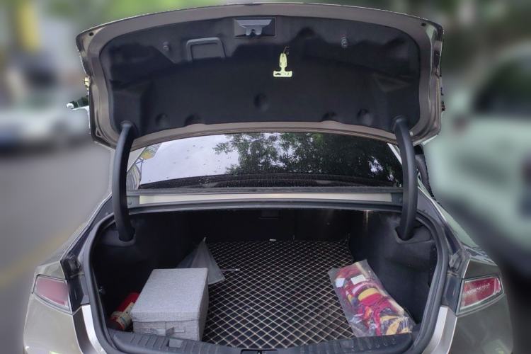 Used Lincoln MKZ 2018 2.0T Luxury Edition Trunk