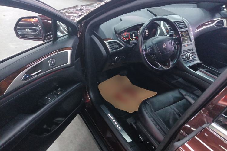 Used Lincoln MKZ 2018 2.0T Luxury Edition Driver Seat