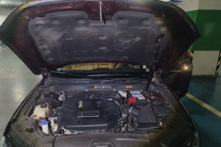 Used Lincoln MKZ 2018 2.0T Premium Edition Engine Bay