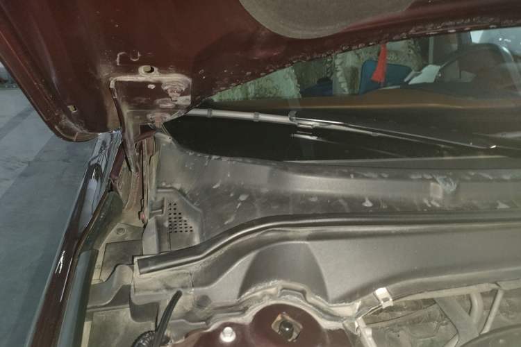 Used Lincoln MKZ 2018 2.0T Premium Edition Engine Bay Right