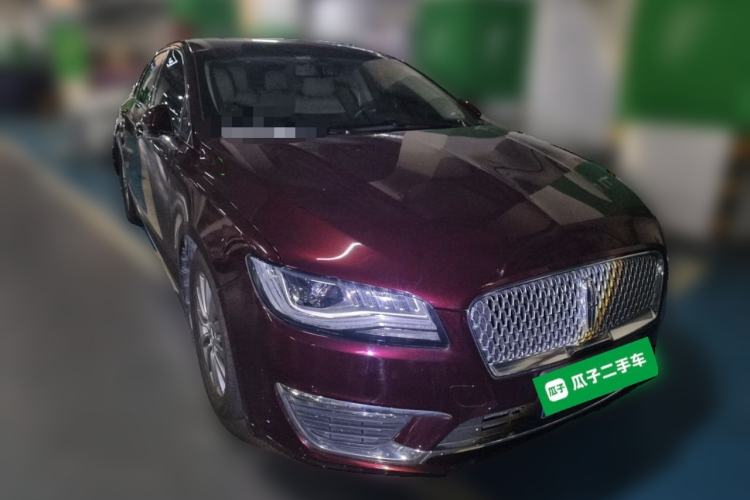 Used Lincoln MKZ 2018 2.0T Premium Edition Front Right 45 Deg