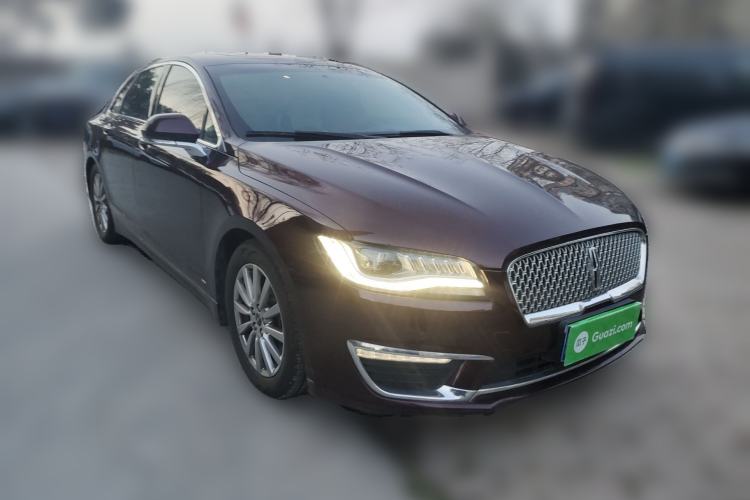 Used Lincoln MKZ 2018 2.0T Premium Edition Front Right 45 Deg