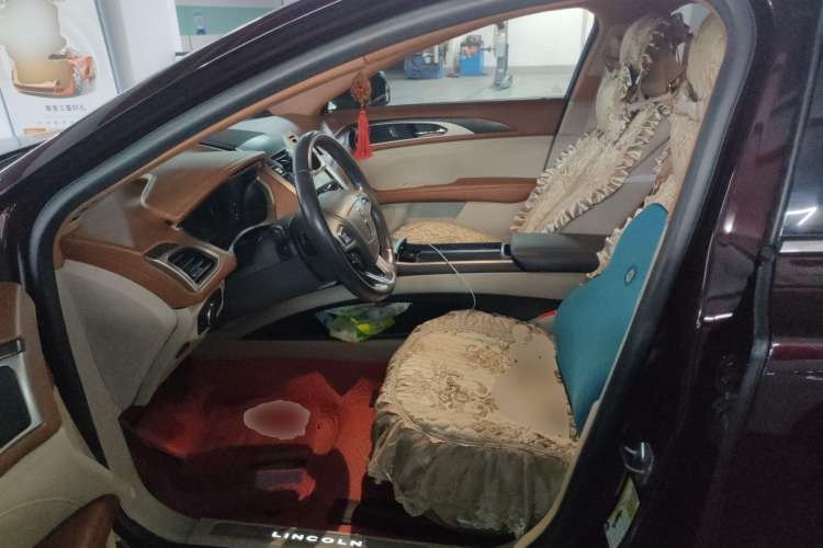 Used Lincoln MKZ 2018 2.0T Premium Edition Left Front Seat