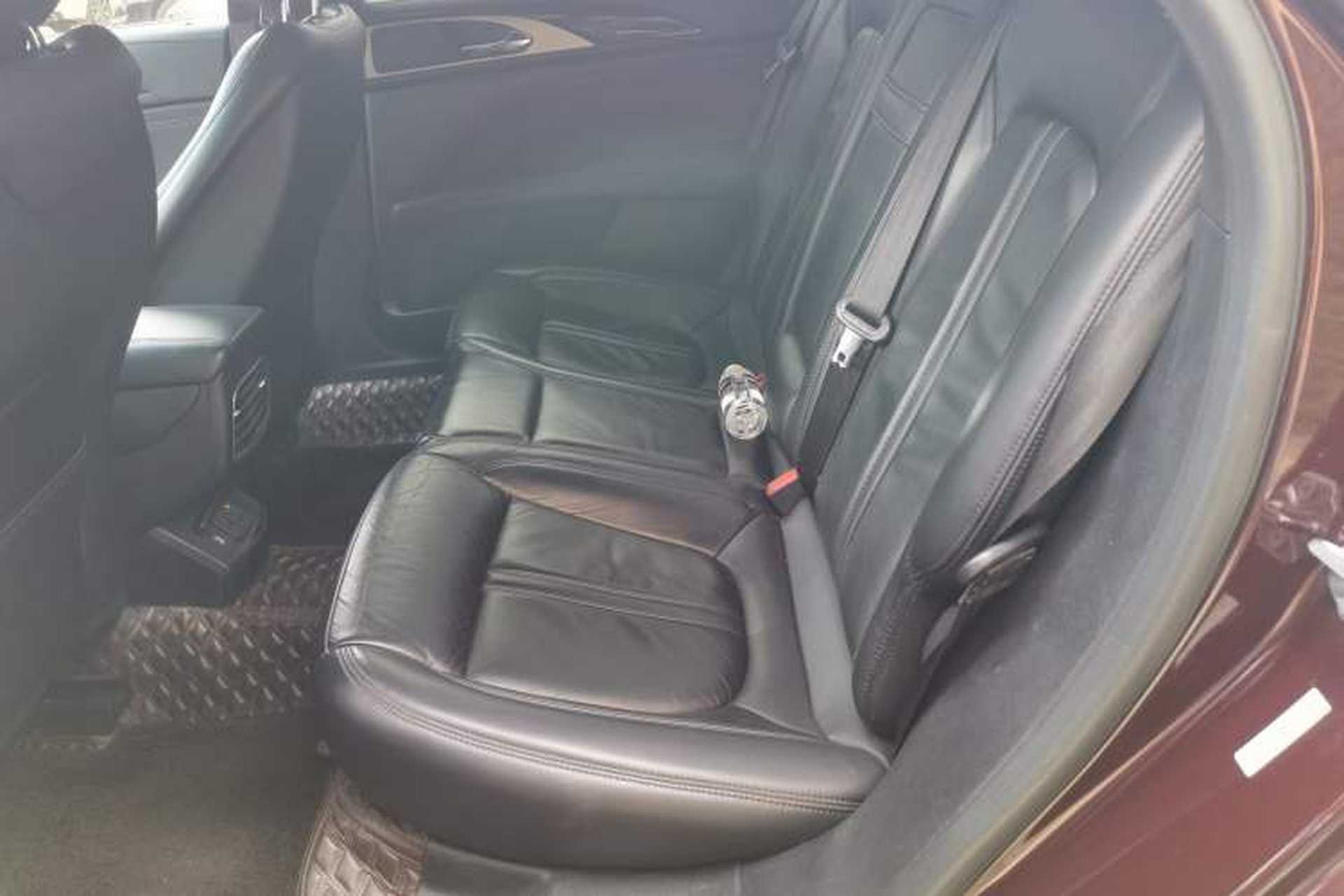 Used Lincoln MKZ 2018 2.0T Premium Edition Left Rear Seat