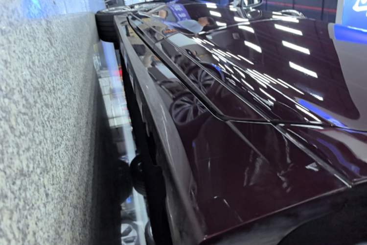 Used Lincoln MKZ 2018 2.0T Luxury Edition Left Side Sill