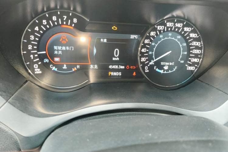 Used Lincoln MKZ 2018 2.0T Premium Edition Odometer Close Up