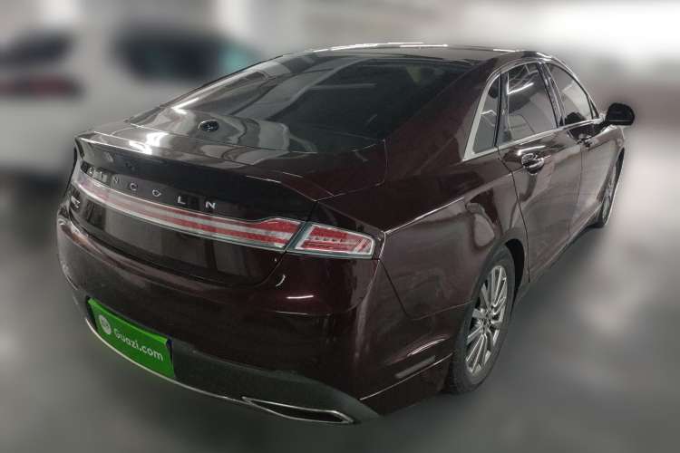 Used Lincoln MKZ 2018 2.0T Premium Edition Rear Right 45 Deg