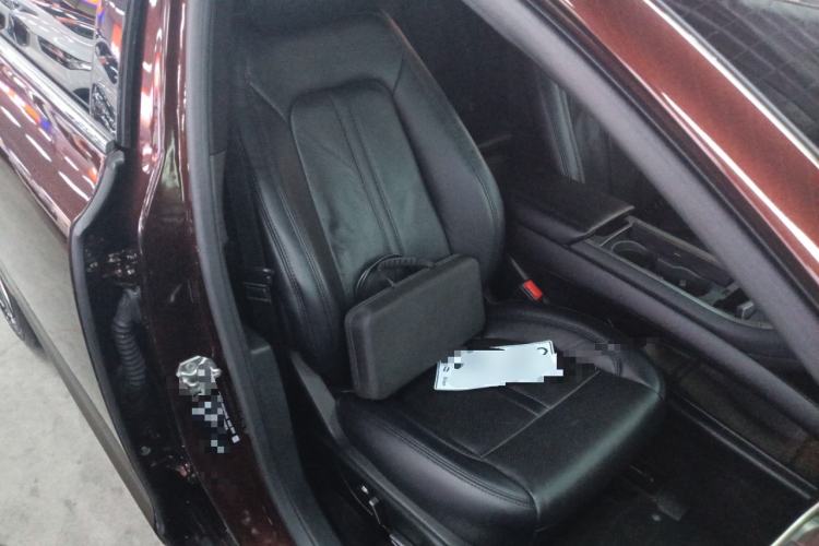 Used Lincoln MKZ 2018 2.0T Luxury Edition Right Front Seat